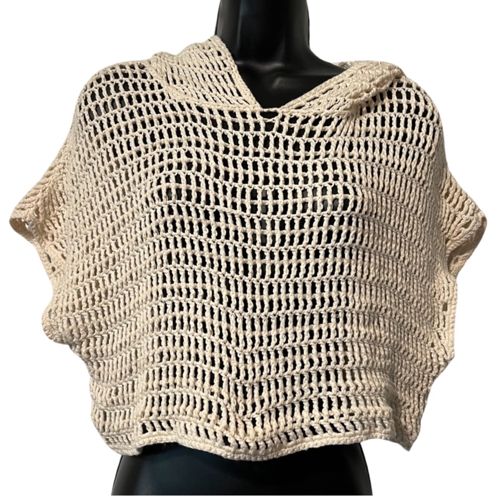 ❗️2/$20❗️Forever 21 Open Knit Hooded Crop Top S